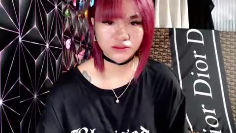 Snapshot of queen_elicktra chatting on 11.12.25 JOY online show from 11.12.25