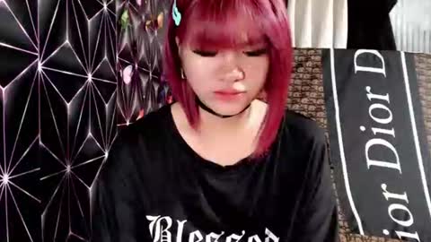 Snapshot of queen_elicktra chatting on 11.23.25 JOY online show from 11.23.25