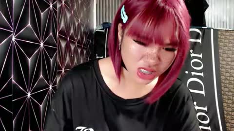 Snapshot of queen_elicktra chatting on 12.03.25 JOY online show from 12.03.25