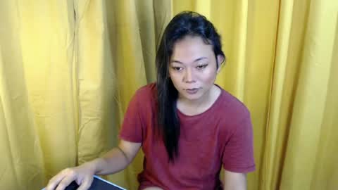 queen_ennah online show from 06.14.26