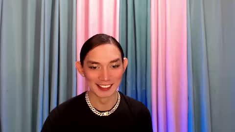 Snapshot of queen_lucifer chatting on 11.24.25 Queen Lucifer online show from 11.24.25