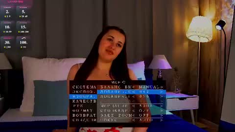 Snapshot of queen_monica chatting on 06.28.26 Monica online show from 06.28.26