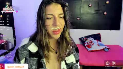 queen_natttyy online show from 12.14.24