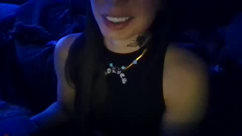 queenbee6269 online show from 01.29.25