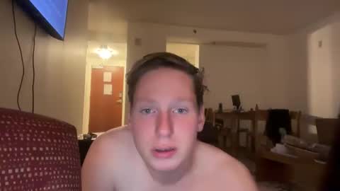 queendarksiren online show from 12.03.25