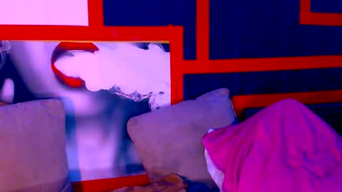 Snapshot of queenfox4u chatting on 12.14.24 LadyAlpa online show from 12.14.24