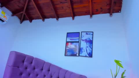 Queen online show from 02.05.25