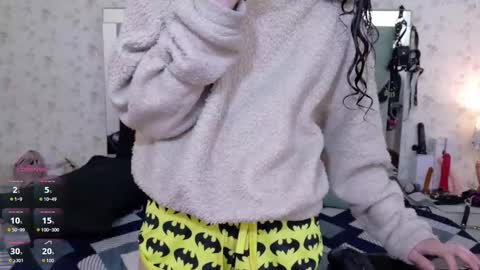 QUEENJEENN online show from 02.26.26