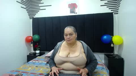 VickyBoobss online show from 11.22.25