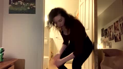 Sarlei Sar-uh-lie online show from 01.17.25