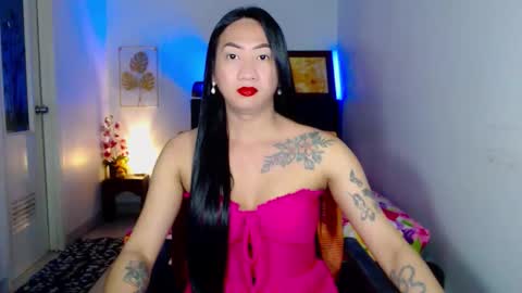 QUEEN online show from 02.13.26