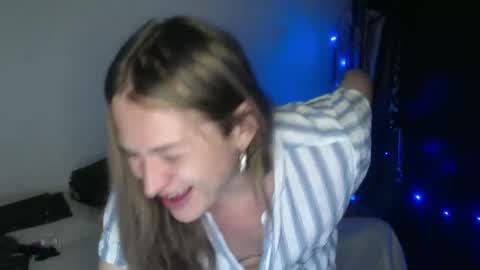 Snapshot of queennicky88 chatting on 02.09.25 Nico online show from 02.09.25