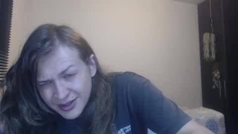 Snapshot of queennicky88 chatting on 09.10.25 Nico online show from 09.10.25