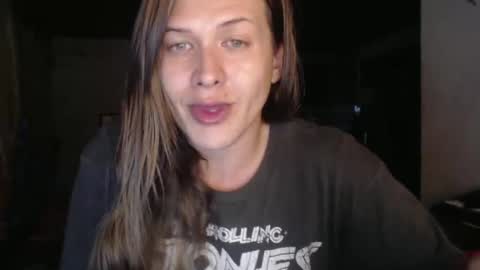 Snapshot of queennicky88 chatting on 11.02.25 Nico online show from 11.02.25