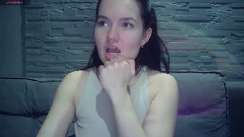 QueenOfModels online show from 02.17.26