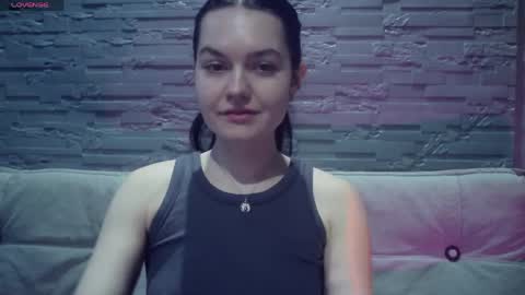 QueenOfModels online show from 04.01.26