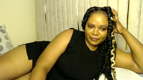 Snapshot of queenofsouls chatting on 03.12.25 . online show from 03.12.25