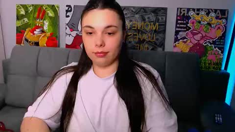 Snapshot of queenofthesense chatting on 03.06.26 Patricia online show from 03.06.26