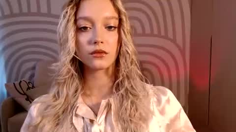 Serena XoXo online show from 08.09.26