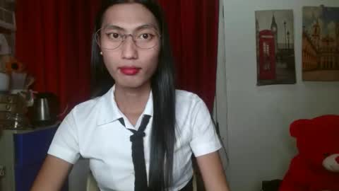 Snapshot of queensteffi chatting on 11.02.25 queensteffi online show from 11.02.25