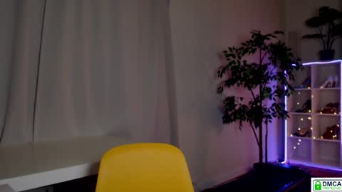 Queensy online show from 04.18.26