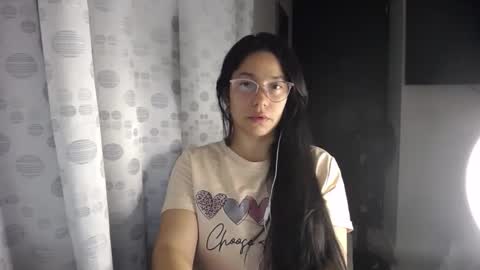 Paola online show from 05.11.26