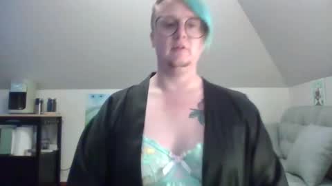 queerlyjaz online show from 09.30.25