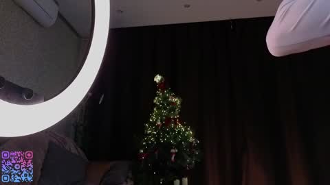 Snapshot of quennacindy chatting on 01.08.26 Teri My favorite vibes 77 101 222 666 online show from 01.08.26