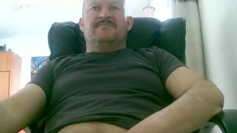 Snapshot of querubinrebelde chatting on 11.09.25 Don Ramon online show from 11.09.25