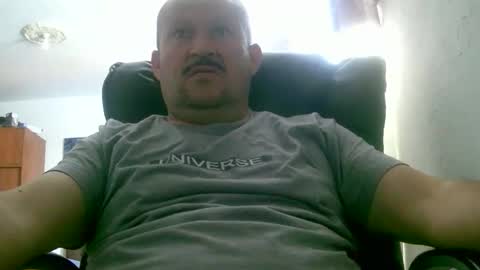 Snapshot of querubinrebelde chatting on 11.17.25 Don Ramon online show from 11.17.25