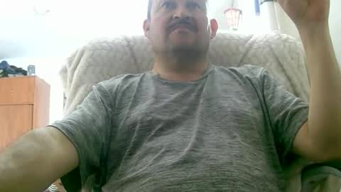 Snapshot of querubinrebelde chatting on 11.23.25 Don Ramon online show from 11.23.25