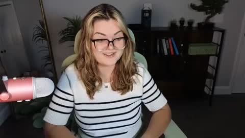 Bri online show from 10.10.25