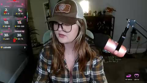 Snapshot of quervoqueen1 chatting on 07.17.26 Bri online show from 07.17.26