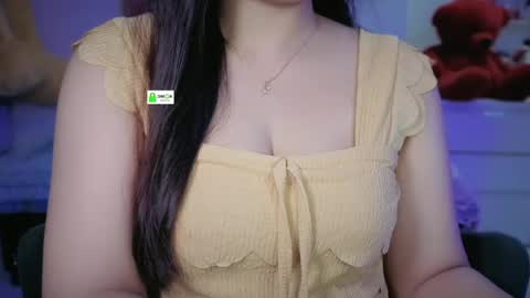 Snapshot of quest_queen chatting on 07.28.26 zaara online show from 07.28.26