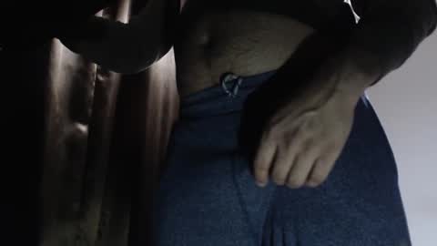 Snapshot of quickienerd chatting on 01.12.25 oilypanda online show from 01.12.25