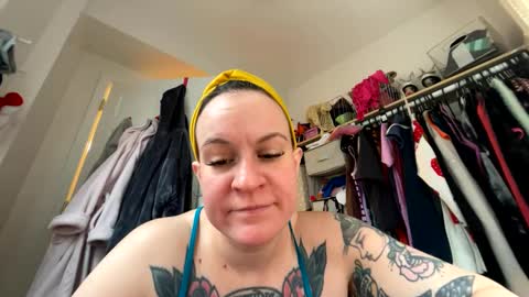 Snapshot of quinnofspades chatting on 02.13.25 quinnofspades online show from 02.13.25