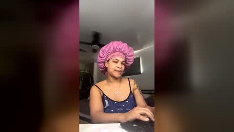 CaramelPEaches online show from 04.24.26