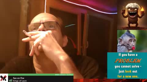 Snapshot of r_2d2_ chatting on 01.12.26 dj mike online show from 01.12.26