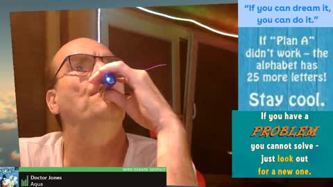 Snapshot of r_2d2_ chatting on 04.10.26 dj mike online show from 04.10.26