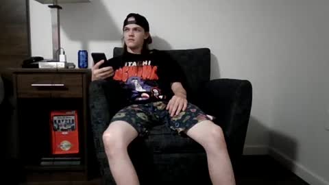 Snapshot of r_monkey583 chatting on 09.11.25 r_monkey583 online show from 09.11.25