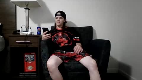 Snapshot of r_monkey583 chatting on 09.12.25 r_monkey583 online show from 09.12.25