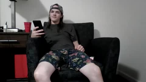 Snapshot of r_monkey583 chatting on 11.13.25 r_monkey583 online show from 11.13.25