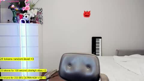 - online show from 11.11.25