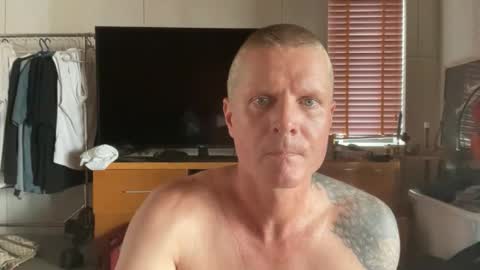 rabbit_eyes69 online show from 04.17.26