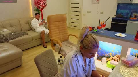 Jess  John online show from 03.02.25