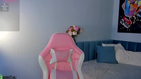 rachel_fernardi online show from 04.11.26