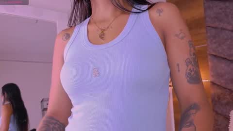 Snapshot of rachel_martinez chatting on 11.12.25 RACHEL online show from 11.12.25