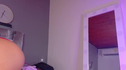 Snapshot of rachel_martinez chatting on 12.02.25 RACHEL online show from 12.02.25