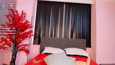 Snapshot of rachel_mendoza chatting on 12.24.24 Rachel online show from 12.24.24