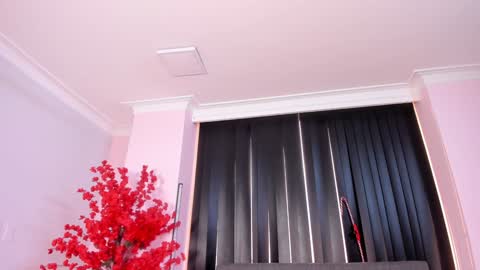 Snapshot of rachel_mendoza chatting on 12.27.24 Rachel online show from 12.27.24